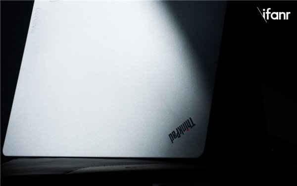【联想ThinkPad New S2 2017评测:可靠的银铠