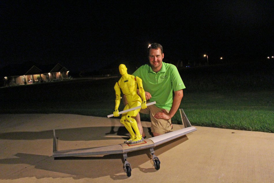 空中滑翔飞板带你"冲云"】-【联萌漫话】论坛-lenovopc社区-联想社区