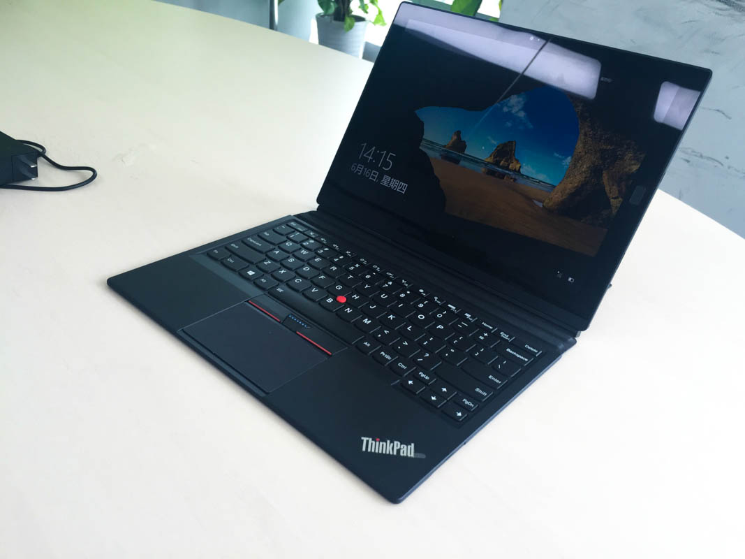 模块化设计更方便使用 联想thinkpad x1tablet高清实拍图