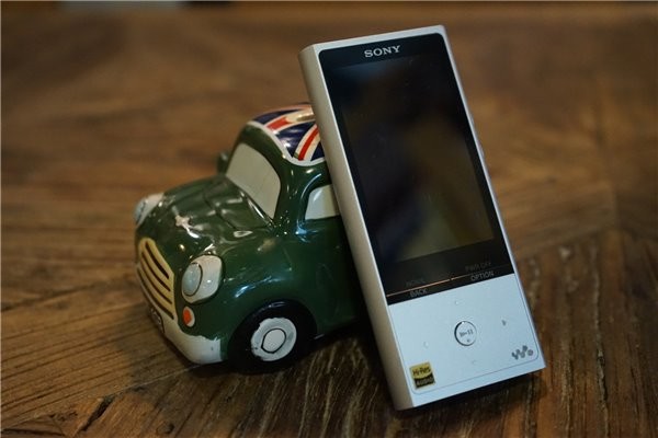 "火电暖,水电冷,风电薄":迟到的索尼zx100小测