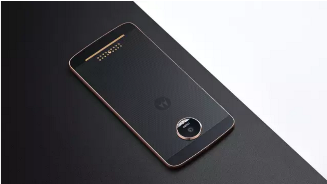 "王传东解释道. 根据2014年媒体去联想武汉工厂参观的信息