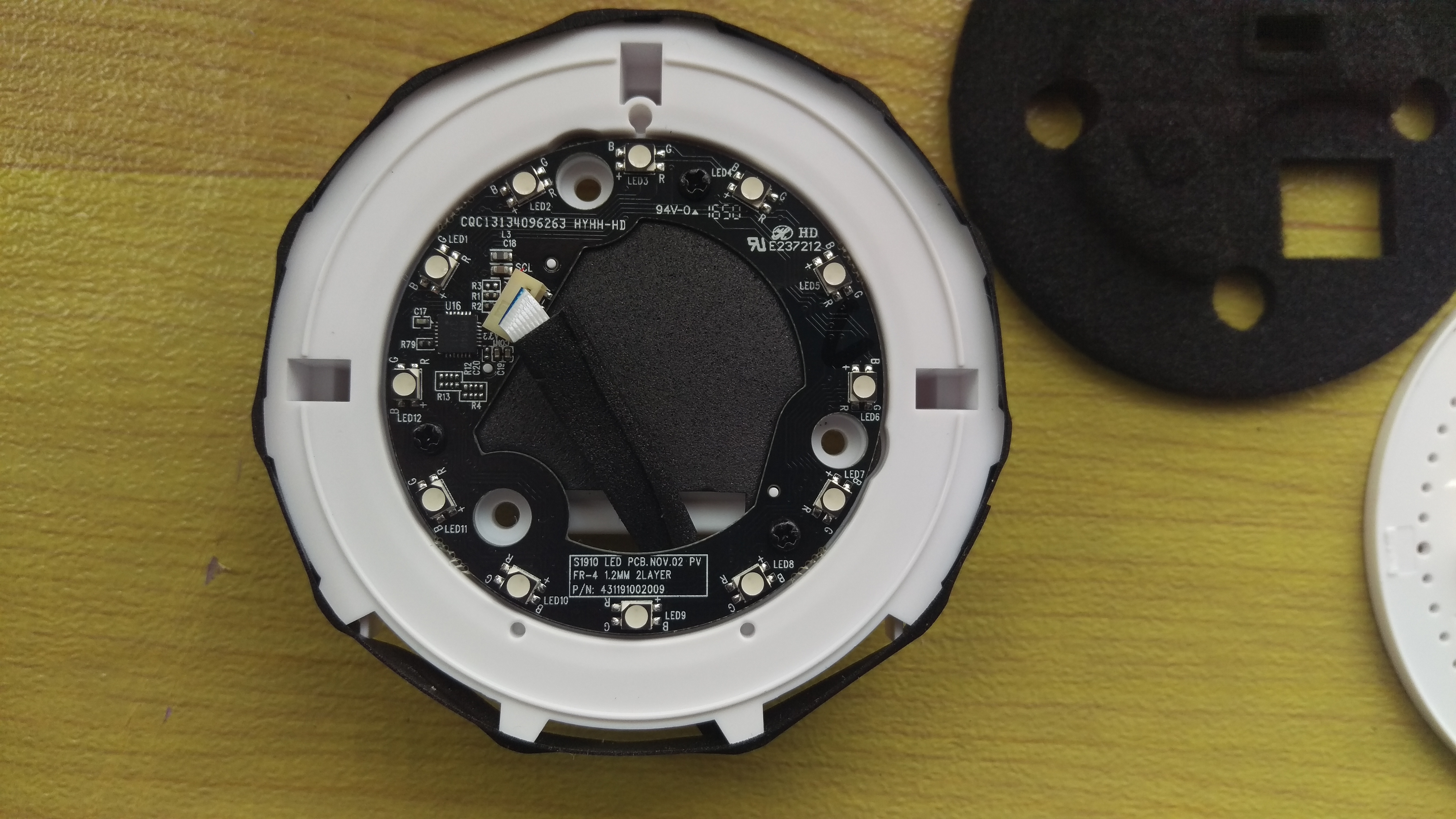 [硬件]迟来的联想智能音箱拆解