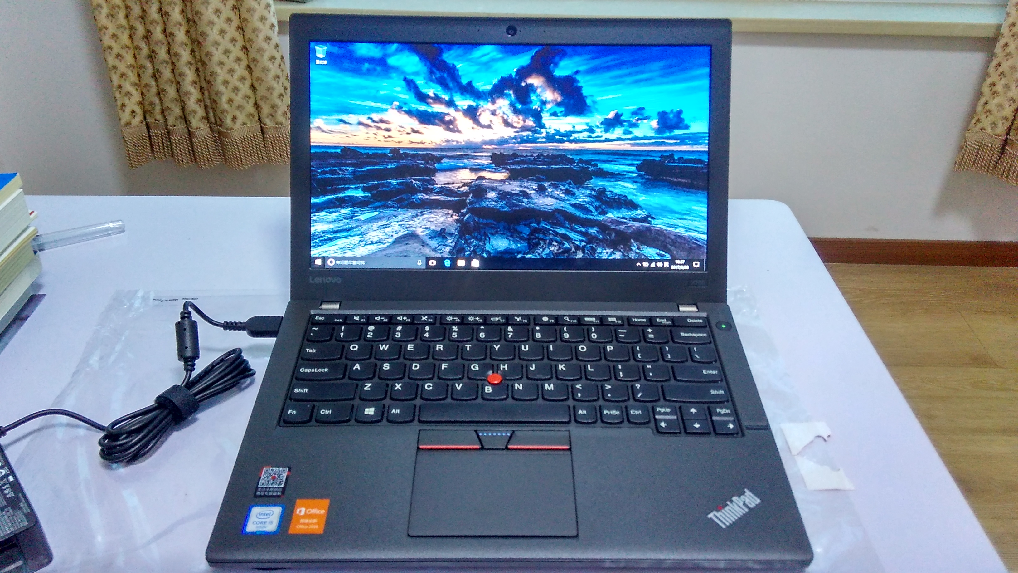 新入thinkpad x260,开箱美图