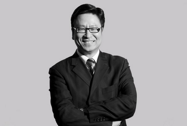 【【主题活动】 白岩松:只要努力,命运总会来敲门!