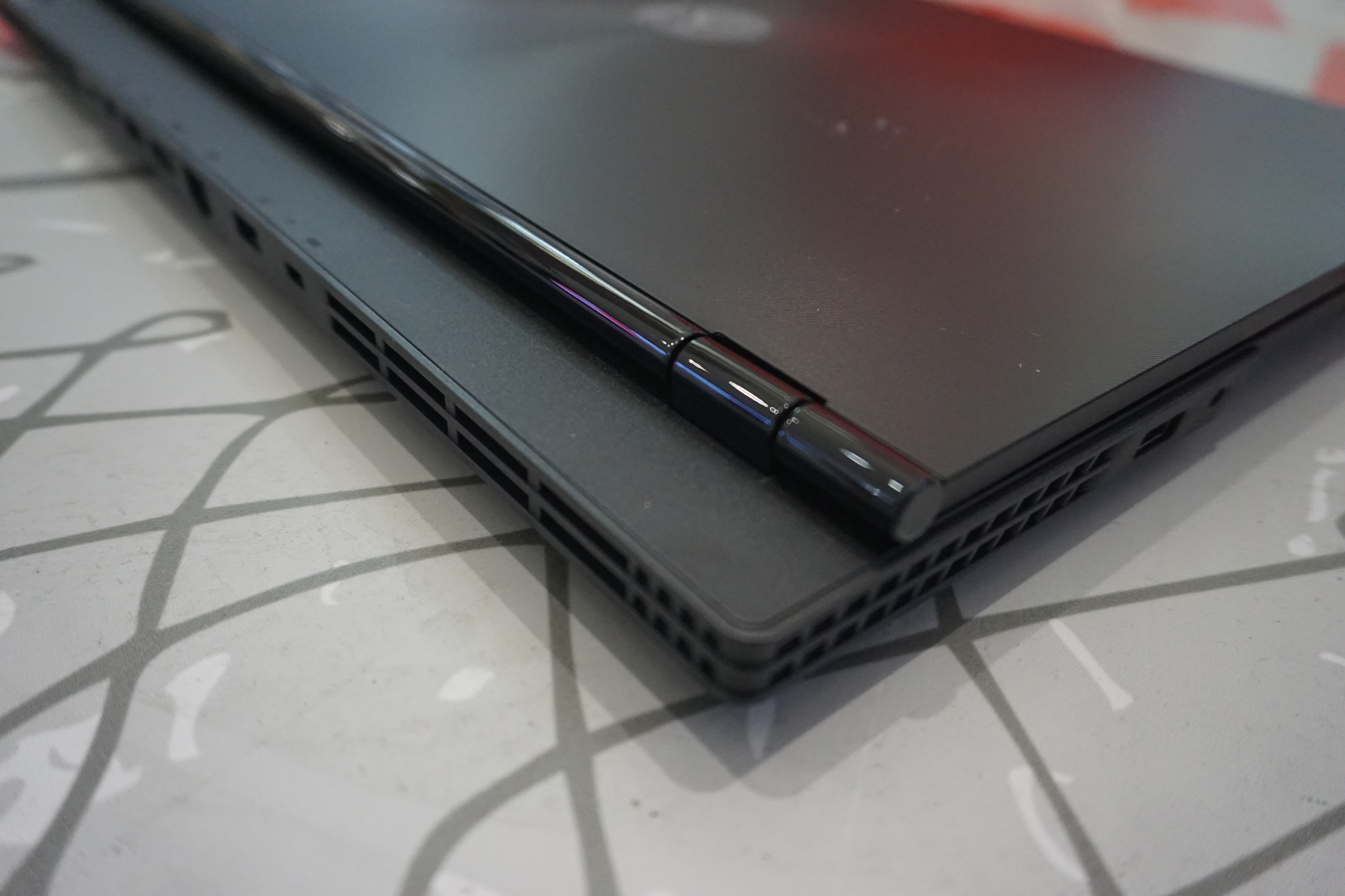 【k萌君】y7000全方位分析评测,开箱&外观篇._拯救者笔记本-联想社区