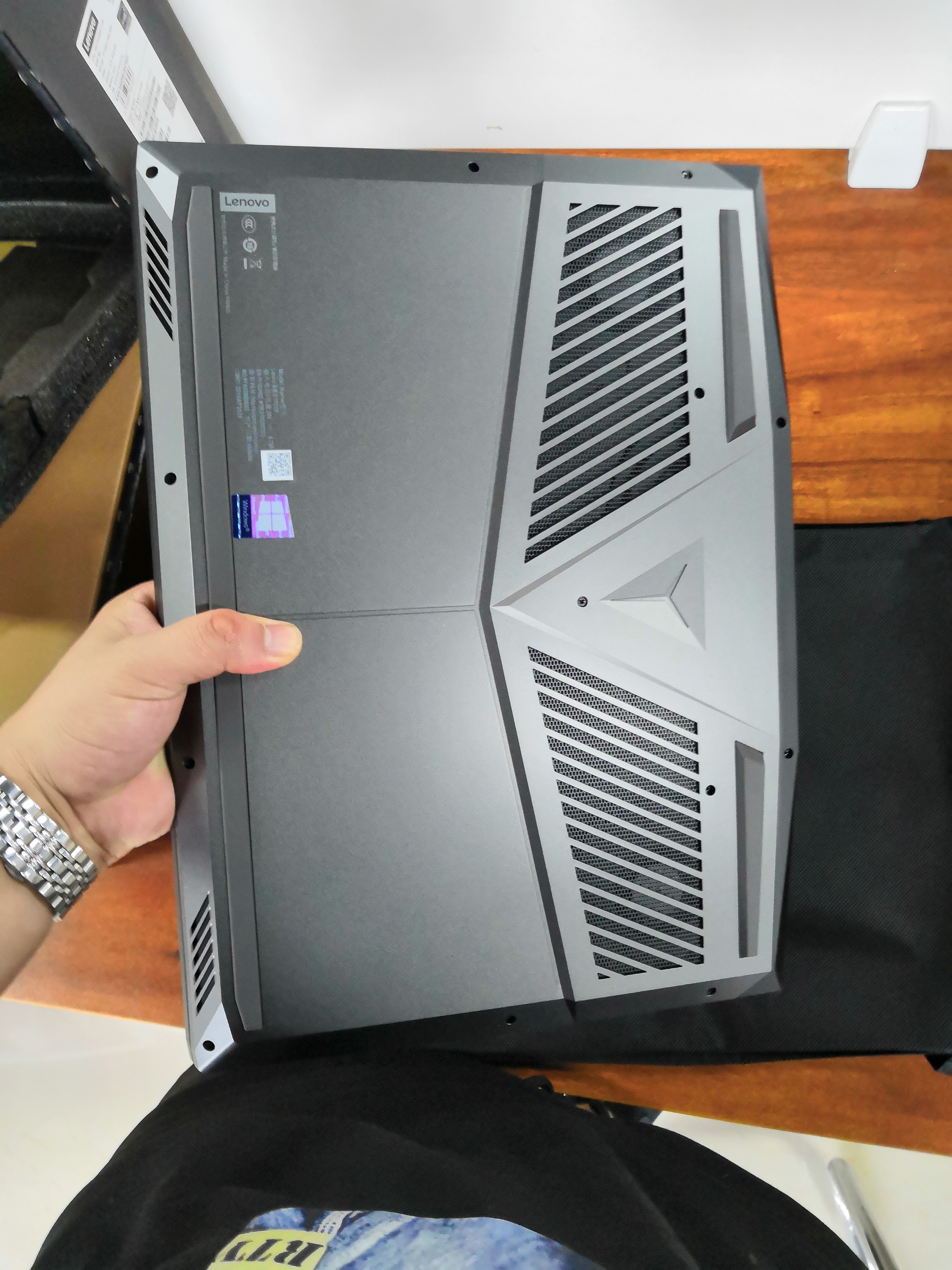 【晒单】心心念的高色域电竞屏y7000p到手测评_拯救者笔记本-联想社区