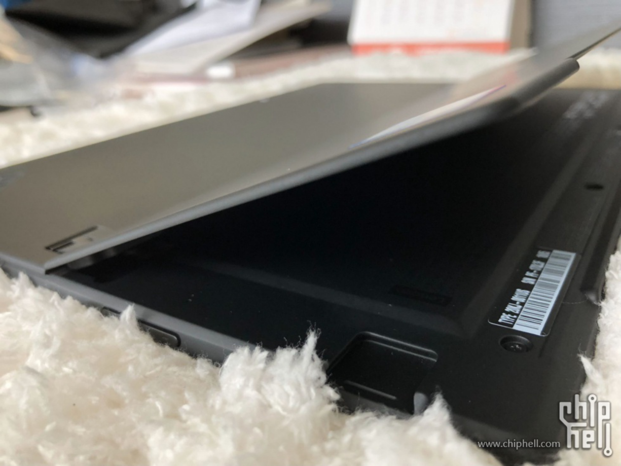 ThinkPad X1 Tablet 20181738.png